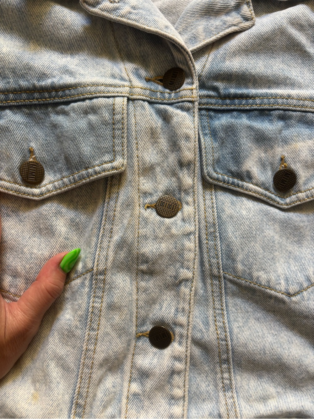 Vintage 90s Y2K Mimi Light Wash Denim Crop Jacket - Women - Picture 2 of 6